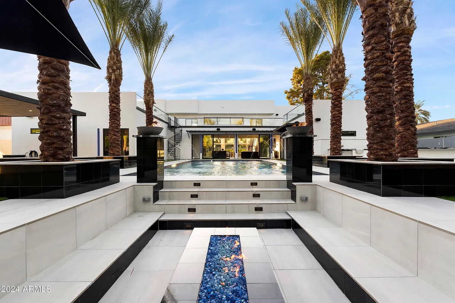 Fire and water feature built by Ultimate Pools & Spas